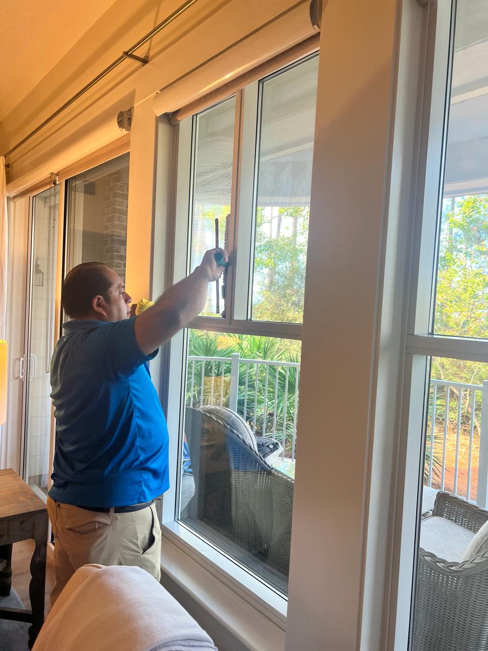 //beachsidecarpetcleaning.com/wp-content/uploads/2025/09/Window-cleaning-service.jpg